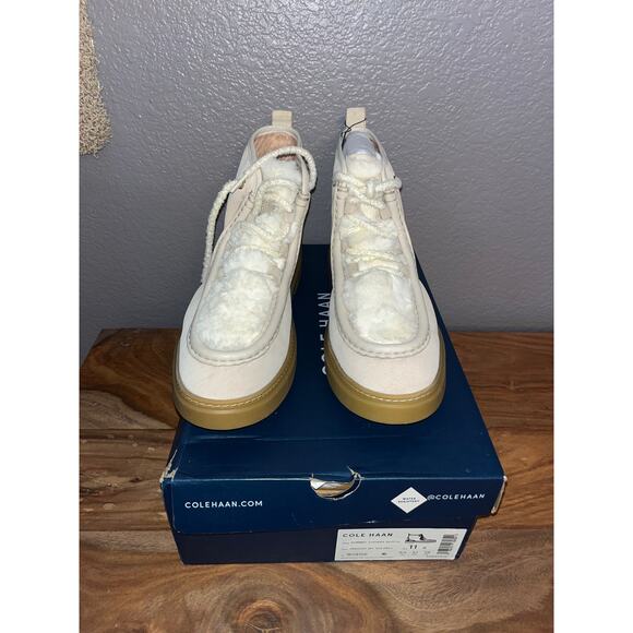 BNWT Cole Haan Chukka Bootie Size 11 - Picture 1 of 4